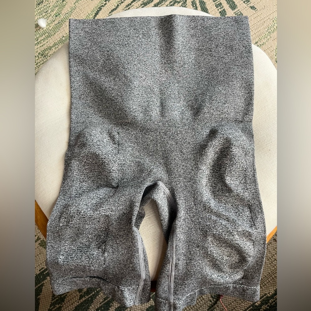 Skinny Girl Shapewear Womens Medium High Waisted Gray Shorts